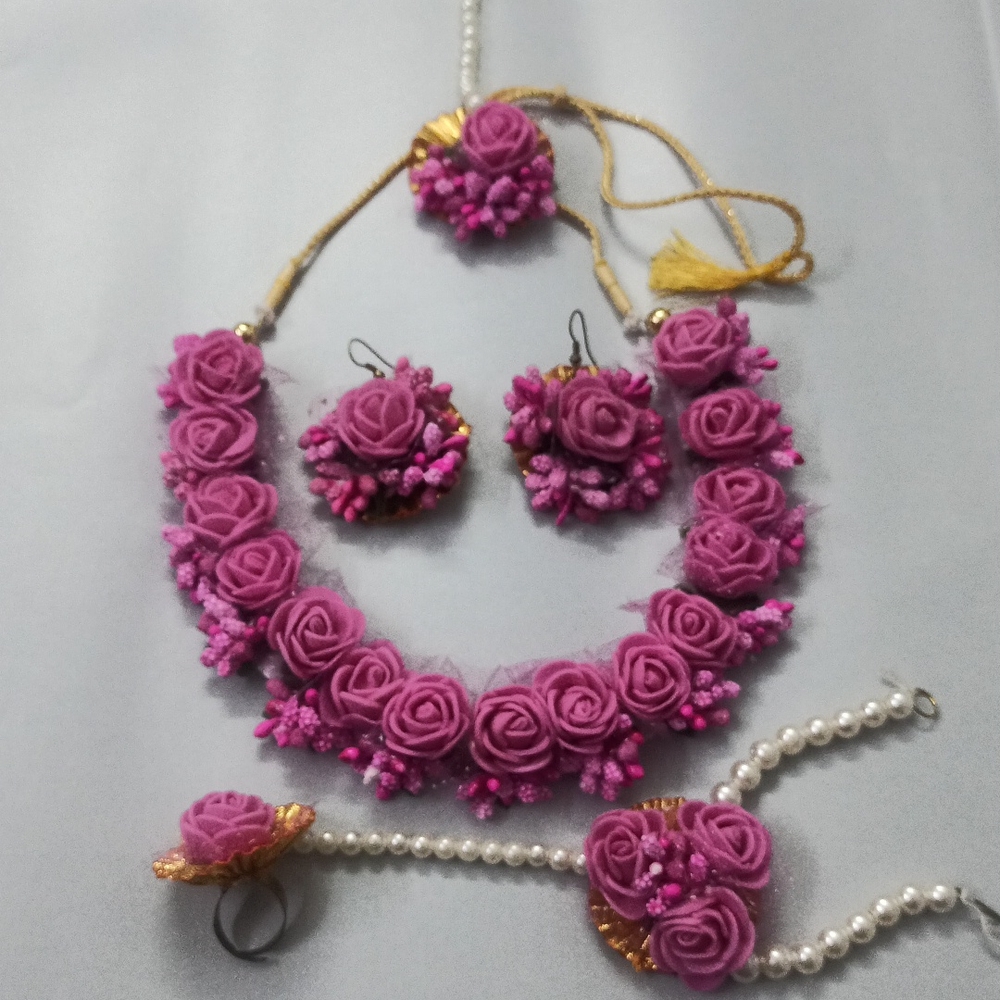 Pink beautiful Flower jewellery for haldi (no negotiation) - Picture 3 of 8